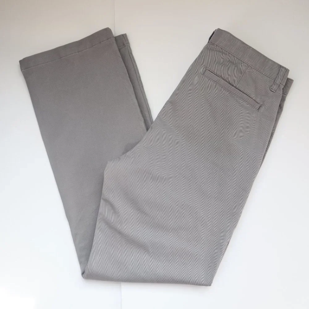 OLD NAVY Straight Built-In Flex Grey Chino Size 14 Husky Adjustable Waist
